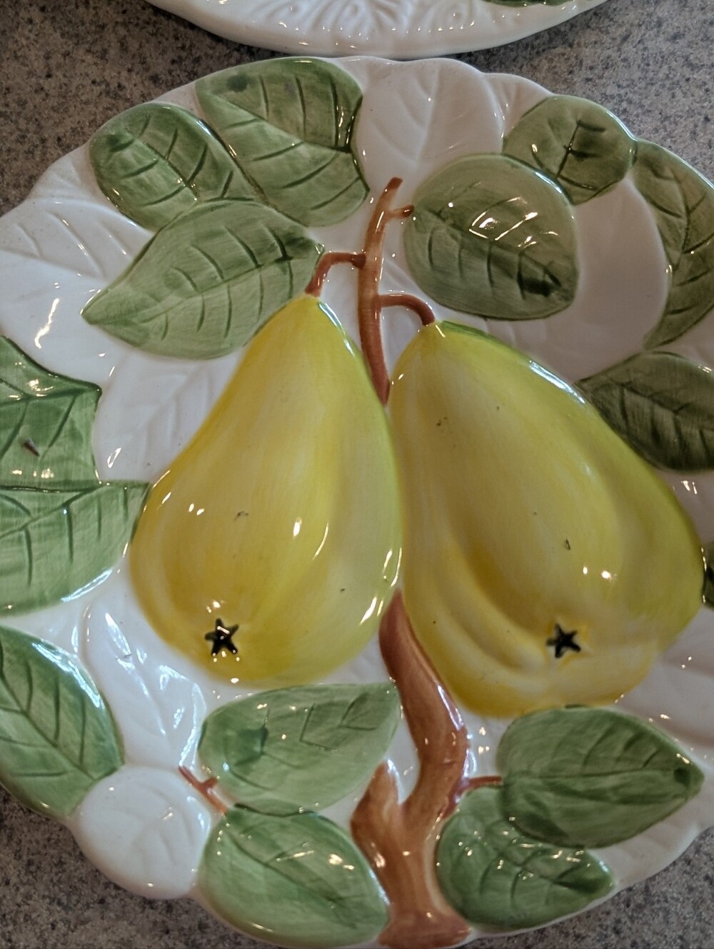 Erik Van Horn Fruit du Jour Plates Set of 5 Shafford Majolica 1987 Vintage - Picture 3 of 7